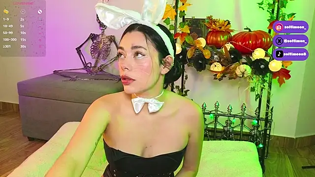 Soffimoon  online show from October 15, 2025, 4:23 am