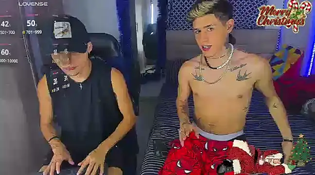 soyander03  online show from December 15, 2024, 1:13 am