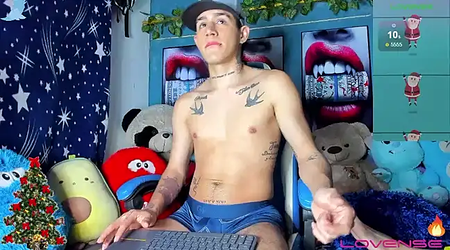 soyander03  online show from January 7, 2025, 7:10 am