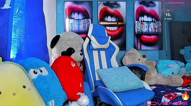 soyander03  online show from January 8, 2025, 2:14 pm