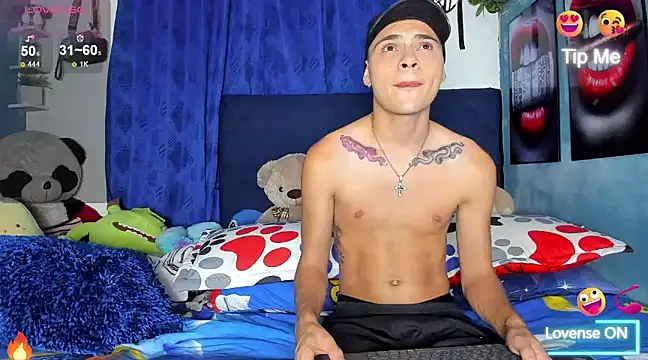 soyander03  online show from February 13, 2025, 8:38 am