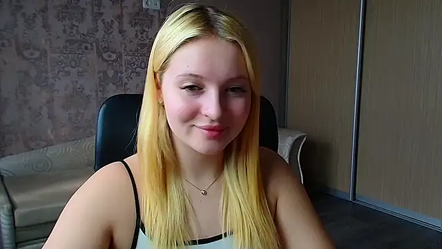 Milka kiss  online show from April 21, 2026, 1:50 pm