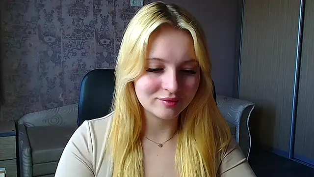 Snapshot of Milka_kiss_ chatting on May 5, 2026, 9:28 am Milka kiss online show from May 5, 2026, 9:28 am