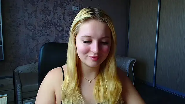 Snapshot of Milka_kiss_ chatting on May 7, 2026, 9:14 am Milka kiss online show from May 7, 2026, 9:14 am