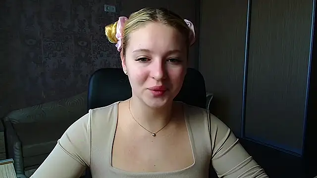 Snapshot of Milka_kiss_ chatting on May 12, 2026, 7:16 am Milka kiss online show from May 12, 2026, 7:16 am