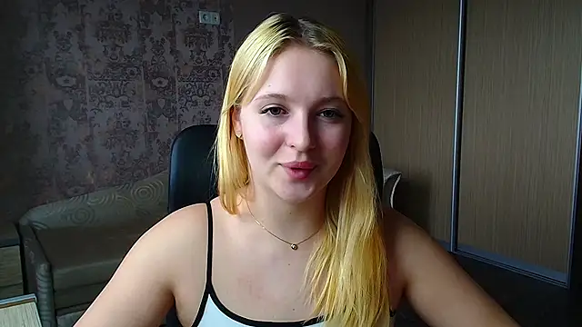 Snapshot of Milka_kiss_ chatting on May 13, 2026, 11:29 am Milka kiss online show from May 13, 2026, 11:29 am