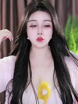 Qiaoqiao  online show from February 23, 2025, 9:00 am