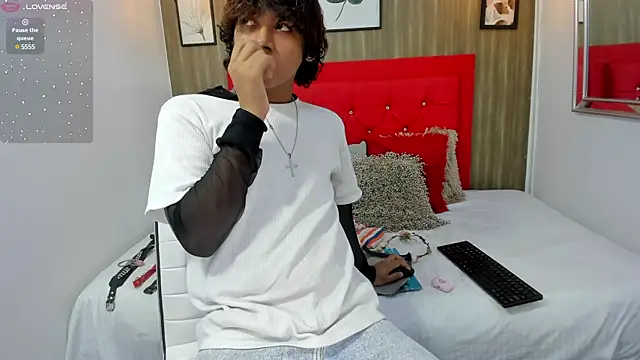 axel ps online show from March 18, 2025, 10:04 pm