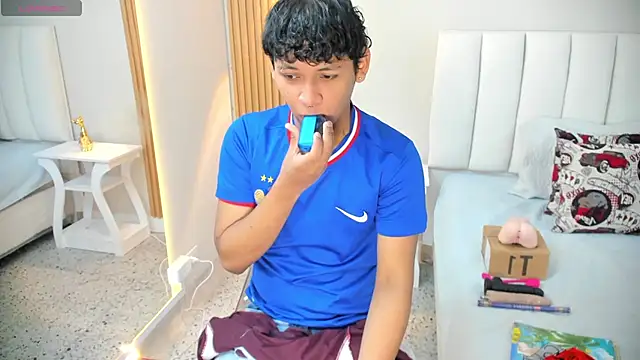 axel ps online show from November 7, 2025, 3:50 am