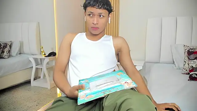 axel ps online show from December 5, 2025, 3:04 am