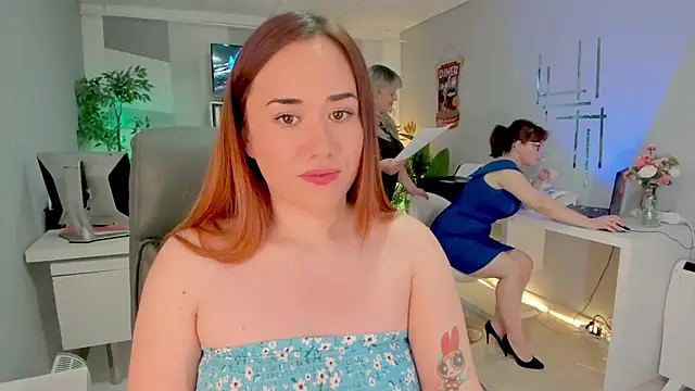 Butterflyblue dream online show from March 3, 2025, 4:56 pm