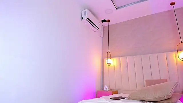 kosmic Angel online show from March 10, 2025, 6:23 pm