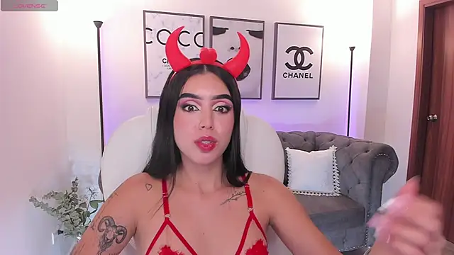 zoee jackson online show from March 14, 2025, 11:00 pm