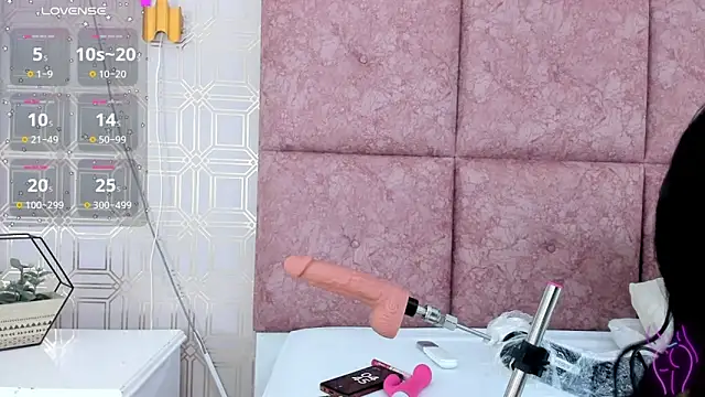 Snapshot of LilitRobins chatting on January 25, 2025, 9:46 pm LilitRobins online show from January 25, 2025, 9:46 pm