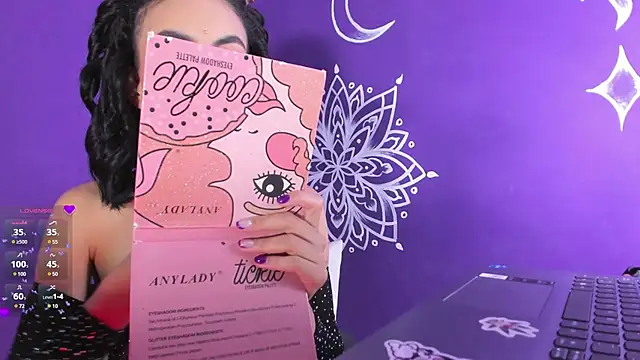 Snapshot of LilitRobins chatting on March 22, 2025, 8:59 pm LilitRobins online show from March 22, 2025, 8:59 pm