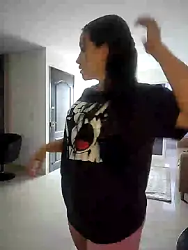 Naty Santos online show from February 3, 2025, 8:03 pm