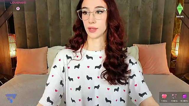 Evelyn Rush online show from October 1, 2025, 3:29 pm