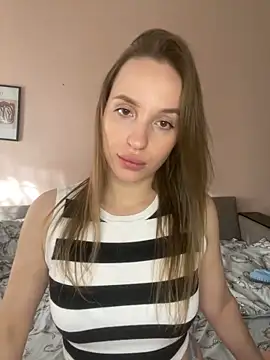 EdnaBradley online show from September 19, 2025, 2:07 pm