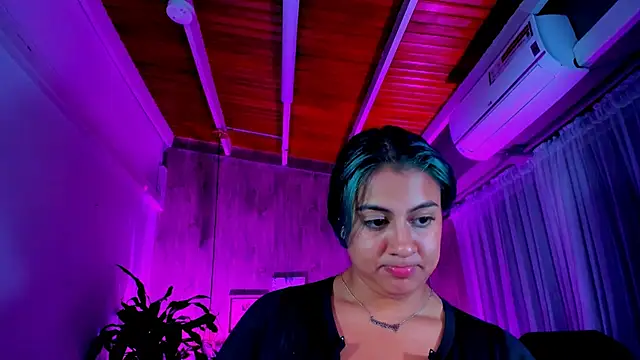 Xisu  online show from February 2, 2025, 3:43 am