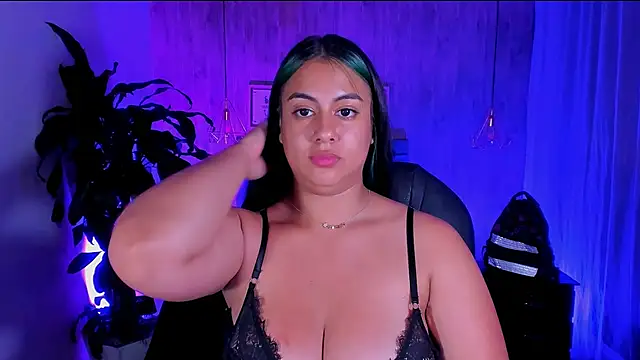 Xisu  online show from February 6, 2025, 10:04 am