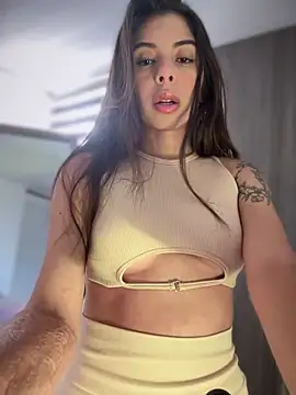 AmmyCollinsW online show from February 19, 2025, 8:31 pm