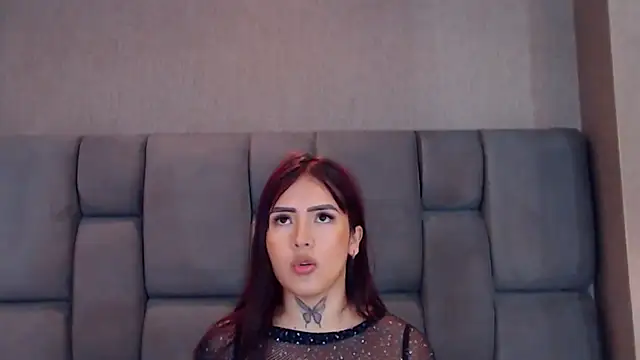 SophieWolkman online show from February 11, 2025, 3:18 pm