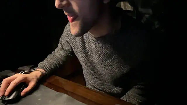 Stefisexy91 online show from February 13, 2026, 9:22 pm