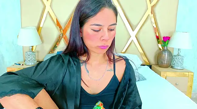 NicoleEsposito online show from March 15, 2025, 4:35 am