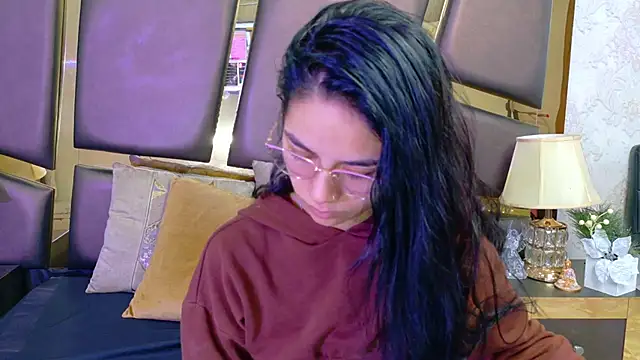 NicoleEsposito online show from February 21, 2026, 12:39 pm