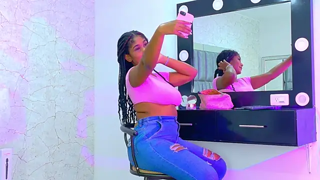 AlisonJaimes online show from October 11, 2025, 1:42 pm