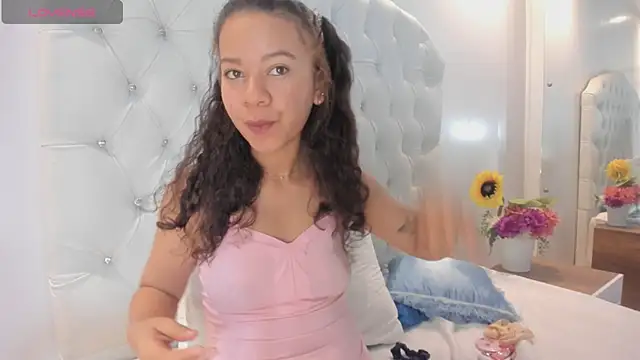 brithany rousee online show from November 13, 2025, 4:39 pm