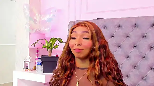 HaileeRoberts online show from March 12, 2026, 12:22 pm