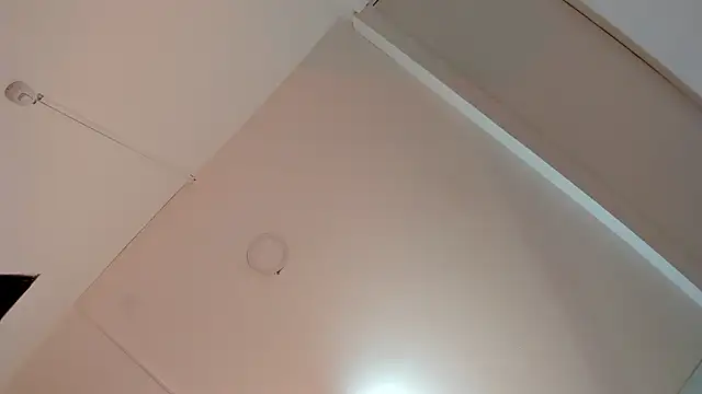 ALICEPOIXXXON online show from January 8, 2026, 6:26 am