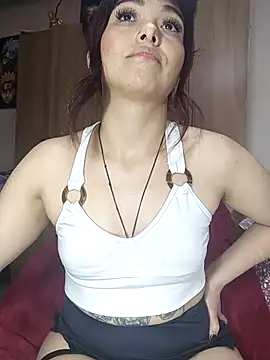 Winona-miu online show from December 10, 2024, 4:49 pm