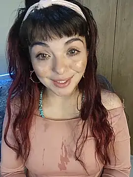 Snapshot of Winona-miu chatting on June 14, 2026, 2:24 am Winona-miu online show from June 14, 2026, 2:24 am