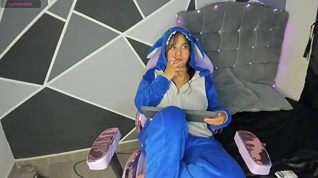 alyssa magiic online show from April 22, 2026, 4:52 pm