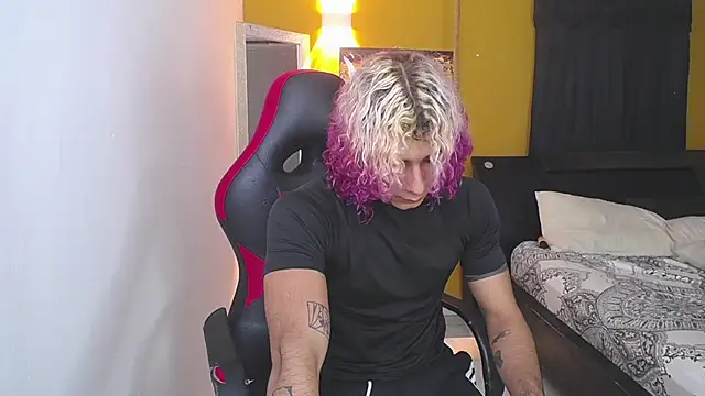 Demitryo online show from February 6, 2025, 3:27 am