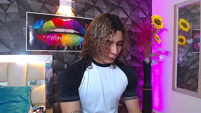 Demitryo online show from March 18, 2025, 3:09 am