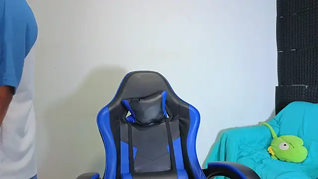 Demitryo online show from October 24, 2025, 3:25 am