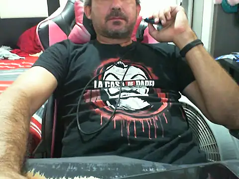 noel329 online show from May 30, 2026, 8:39 pm