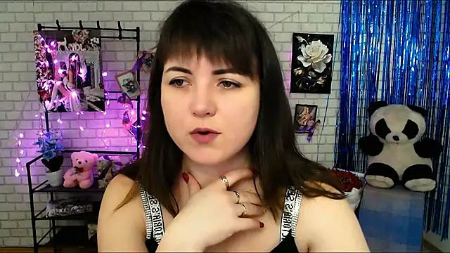 Darina M  online show from February 5, 2025, 5:52 am