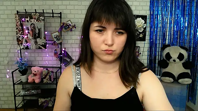 Darina M  online show from February 5, 2025, 11:55 am