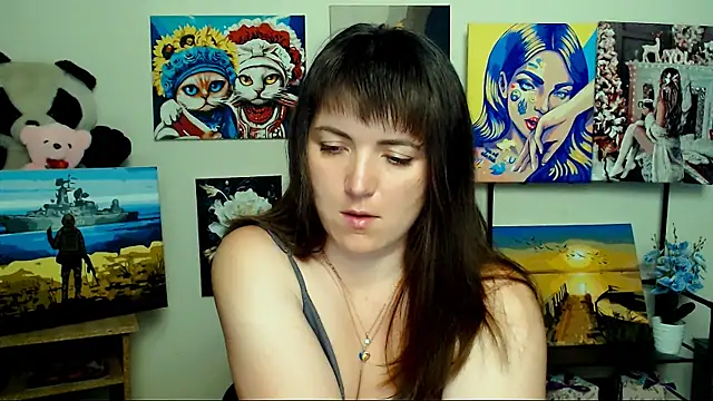 Snapshot of Darina_M_ chatting on May 27, 2026, 4:31 am Darina M online show from May 27, 2026, 4:31 am