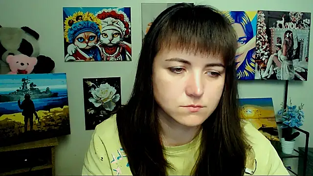Snapshot of Darina_M_ chatting on June 5, 2026, 4:19 am Darina M online show from June 5, 2026, 4:19 am
