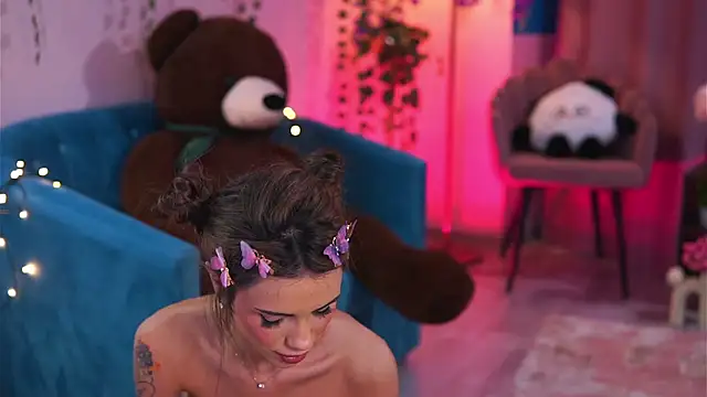 TheAyana online show from February 26, 2025, 4:24 pm