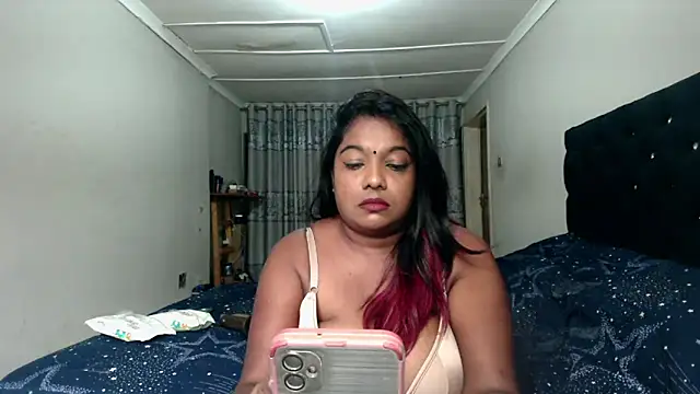 Indianmayaxoxo online show from February 1, 2025, 1:20 pm