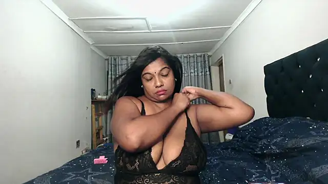 Indianmayaxoxo online show from March 8, 2025, 4:17 pm