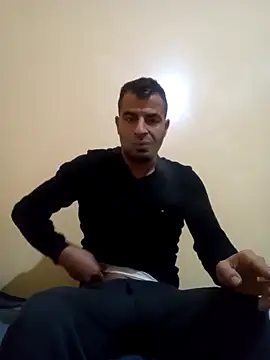 Bisex activ19 online show from January 8, 2025, 1:32 am