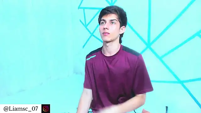 liam scott77 online show from April 12, 2026, 1:54 am