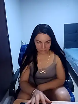 renata hot1 online show from February 23, 2025, 1:02 am